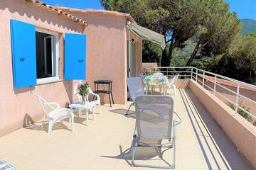 Location de vacances pour 6 personnes, avec terrasse à Appietto