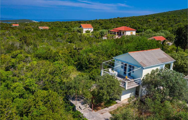 Smještaj za odmor za 4 osoba, s Terasa i Vrt u Molat (Zadar)