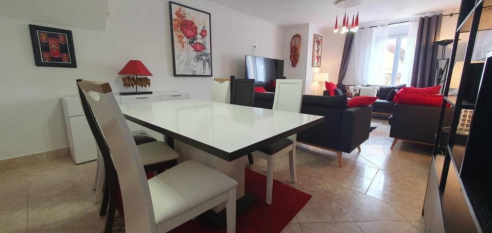 Gîte pour 8 personnes, avec jardin à Brunoy - 2