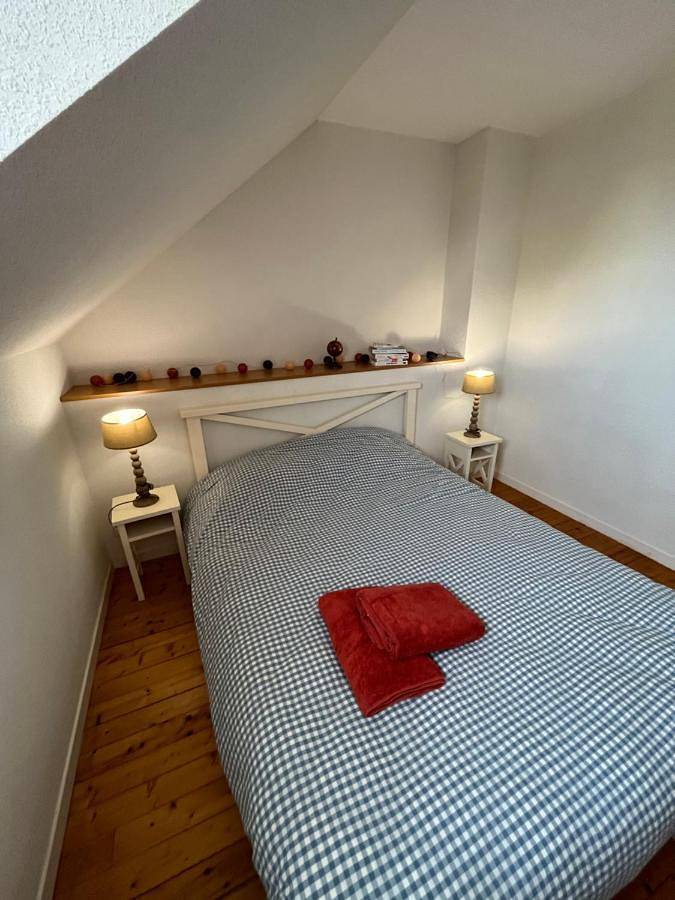 Two-Bedroom House in Locmaria-Plouzané, Région de Brest