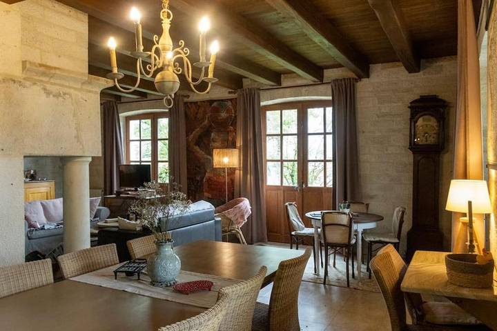 Location de vacances pour 10 personnes, avec jardin et vue sur le lac ainsi que piscine et vue, animaux acceptés à Fargues - 3