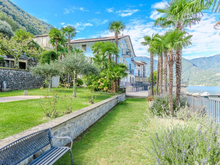 Ferienwohnung für 4 Personen, mit Seeblick und Balkon sowie Garten am Luganersee - 2