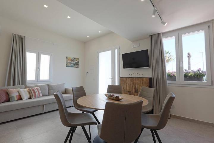 Location de vacances pour 6 personnes, avec vue et jardin à San Leone - 2