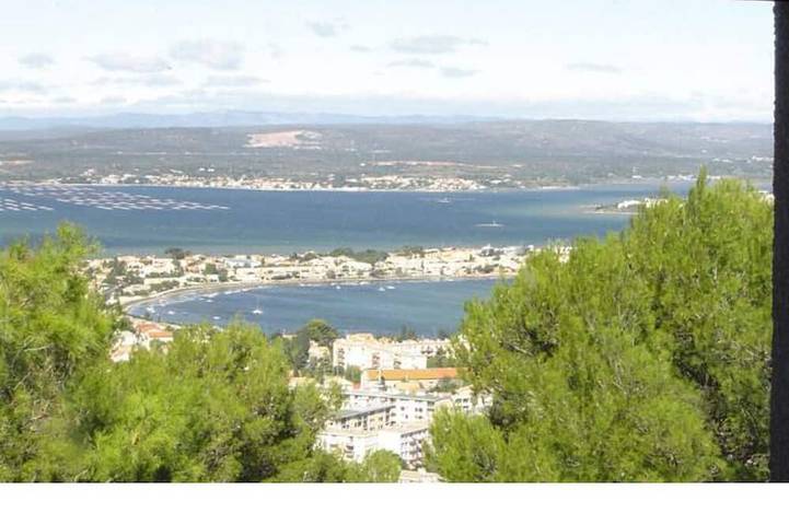 Chambre d’hôte pour 2 personnes, avec piscine et jardin à Sète