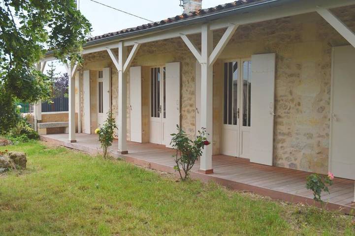 Location de vacances pour 6 personnes, avec Jardin à Yvrac