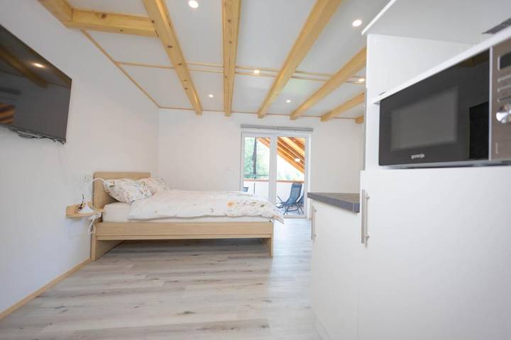 Ferienwohnung für 2 Personen, mit Ausblick und Balkon - 1