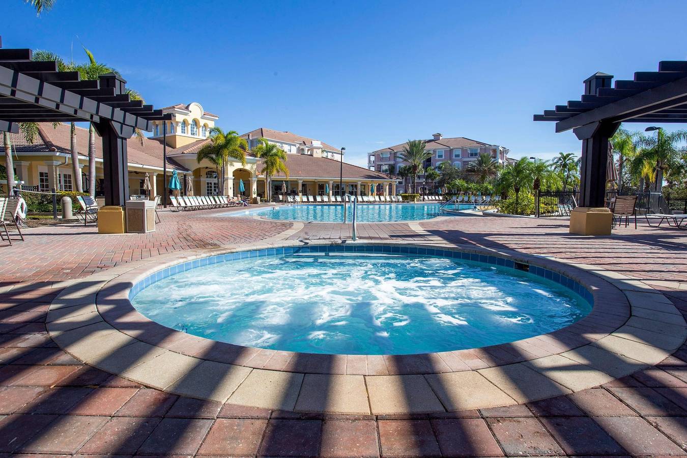 Apartamento entero, Spacious 2Bd Condo - Pool   Hot Tub - Near I-Drive in Condado de Orange (FL)