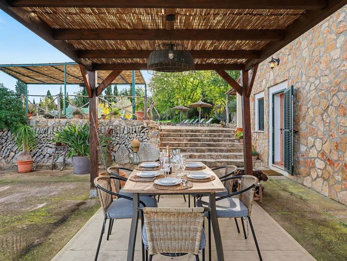 Finca für 7 Personen, mit Ausblick und Pool sowie Garten, kinderfreundlich in Sencelles - 4