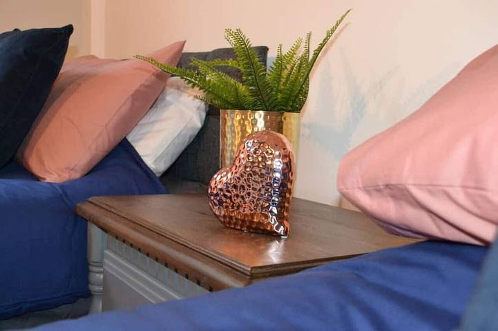 Entire apartment, Mayflower 2 bed Boutique Apartment – Stayseekers in Salisbury, Wiltshire