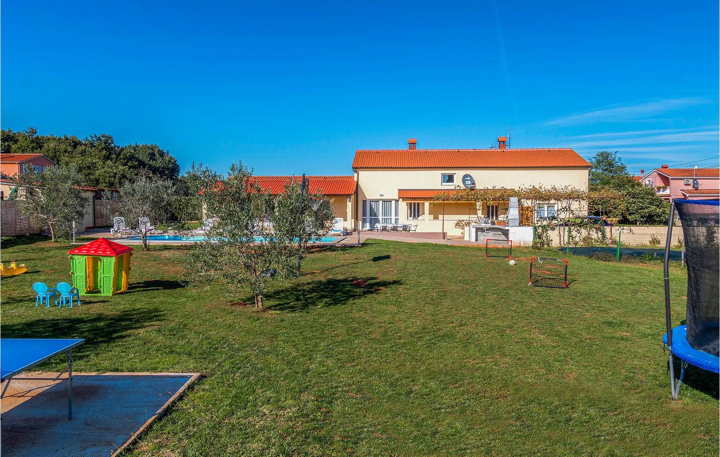 Kuća za odmor za 12 osoba s sauna in Rogovići, Marčana