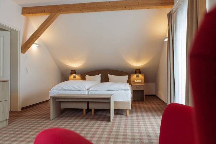 Chalet für 4 Personen, mit Sauna und Balkon sowie Garten in Dresden umland - 2