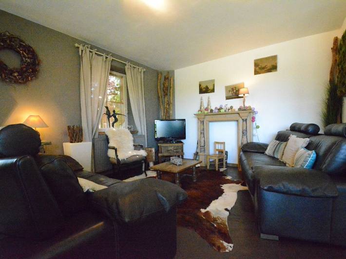 Gîte pour 8 personnes, avec terrasse et jardin, animaux acceptés dans Jehonville - 4