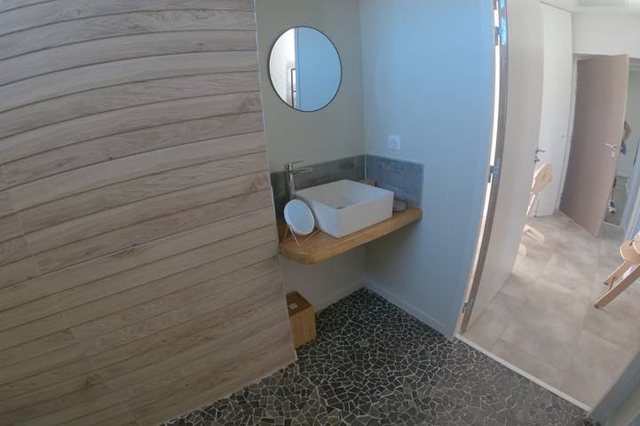 Gîte pour 4 personnes, avec piscine et sauna ainsi que jacuzzi et jardin à Ayzac-Ost - 2