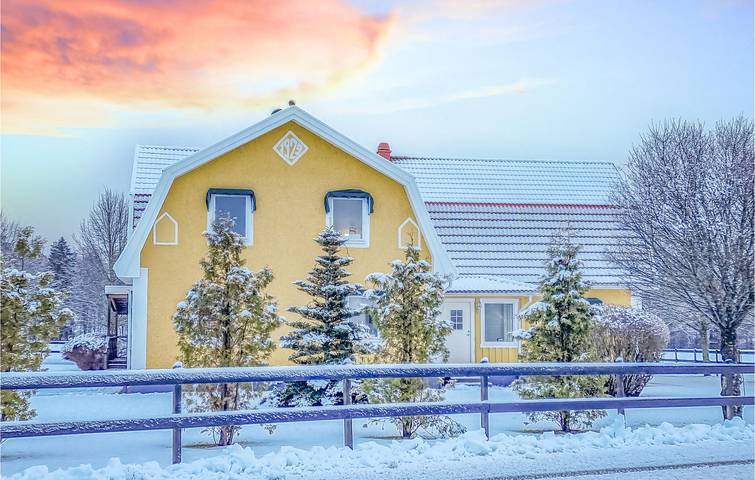 Ganze Ferienwohnung, Ferienwohnung für 10 Personen mit Garten in Svenljunga, Västergötland