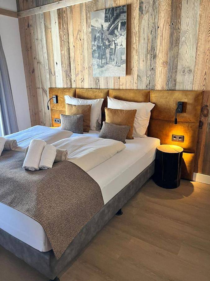 Chalet für 8 Personen, mit Balkon und Terrasse sowie Garten und Sauna