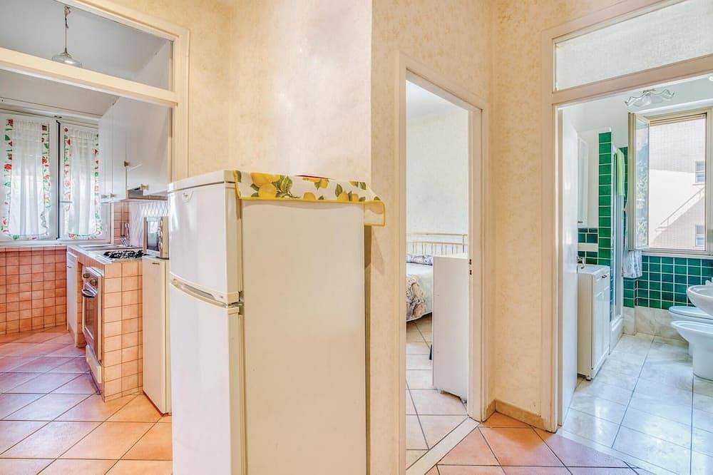 Apartamento entero, Magnífico apartamento de 1 dormitorio en. in Ladispoli, Provincia de Roma