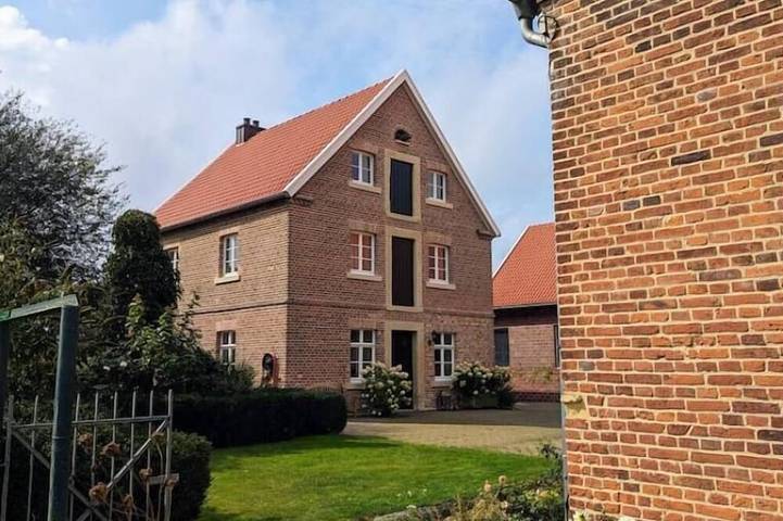 Ferienwohnung für 4 Personen, mit Terrasse und Garten