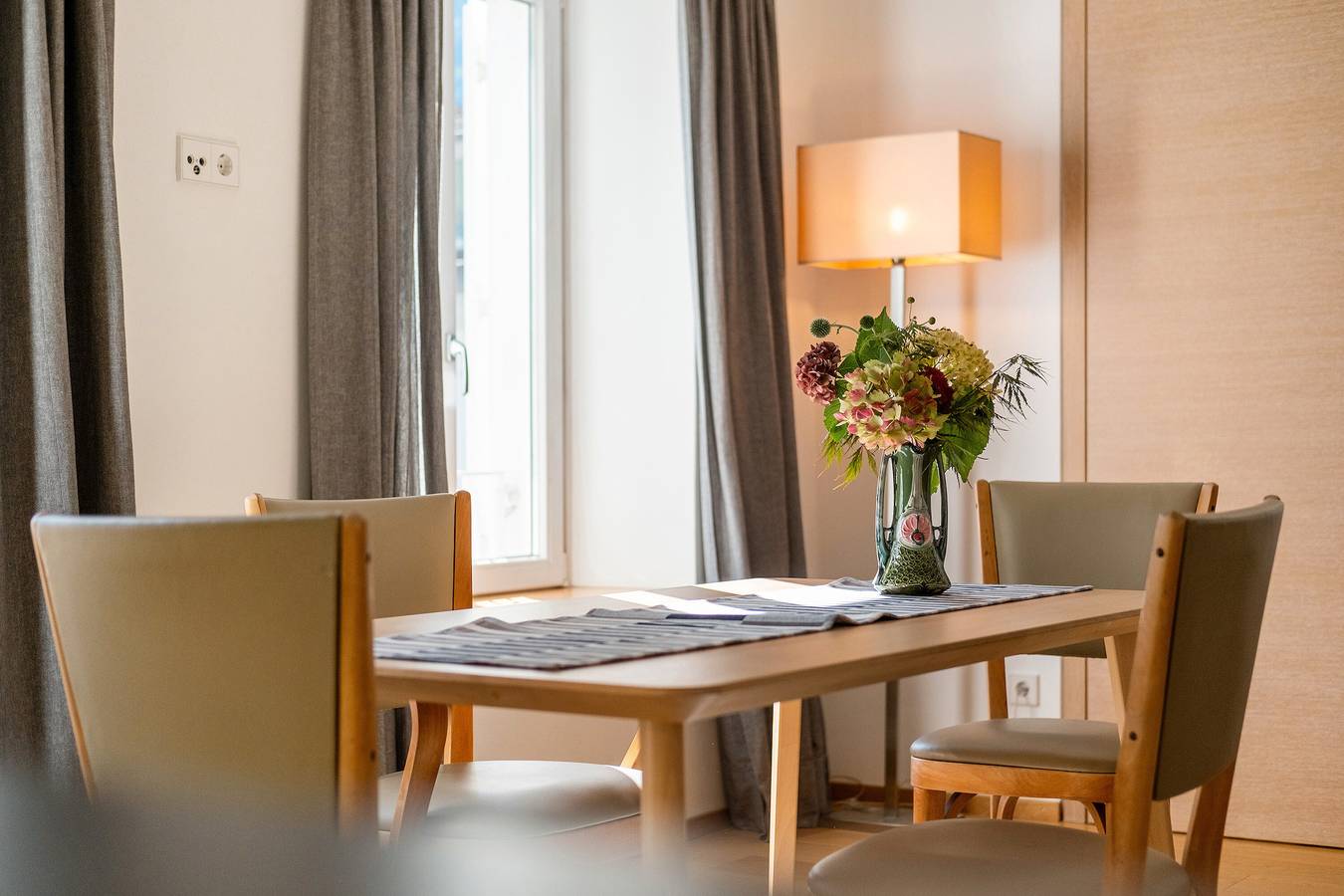 Appartamento intero, Appartamento 'Sommavilla - Large' con vista montagna, balcone e Wi-Fi in Silandro, Parco Nazionale dello Stelvio