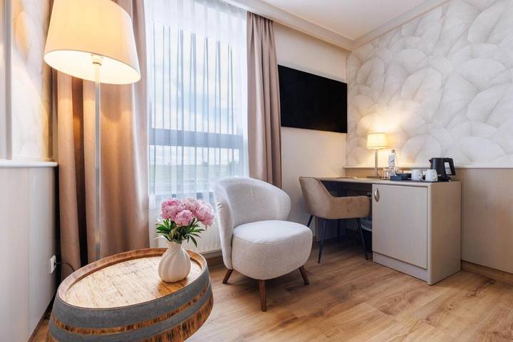 Hotel für 2 Personen, mit Terrasse und Sauna sowie Ausblick in Freyburg (Unstrut) - 4