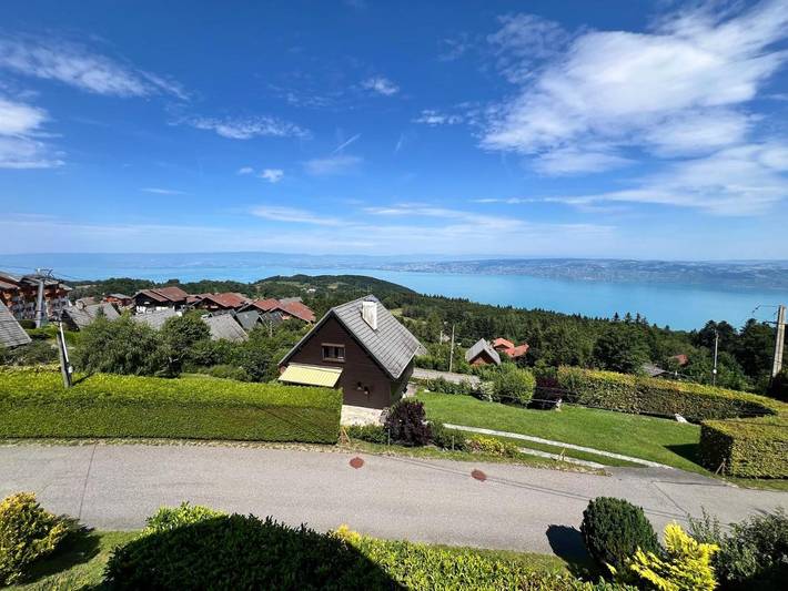 Gîte pour 6 personnes, avec vue ainsi que vue sur le lac et jardin, animaux acceptés à Thollon-les-Mémises - 3