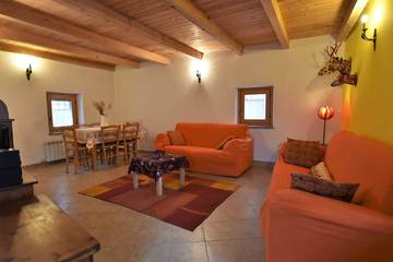 Gîte pour 4 personnes, avec balcon à Dubino