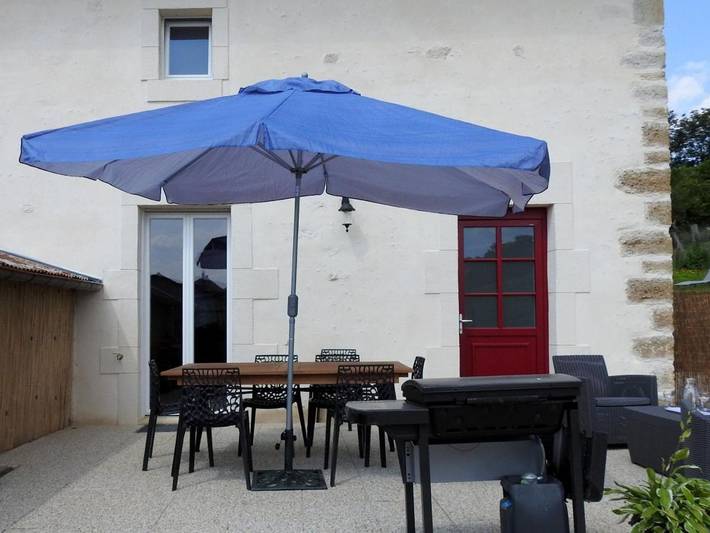 Location de vacances pour 4 personnes, avec jardin et terrasse dans Dommartin-le-Franc - 2