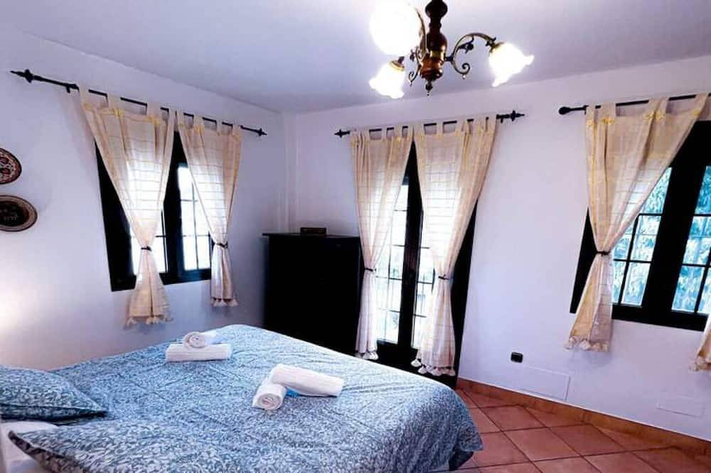 Grazalema - Casita La Calma Fabulous views (Air-C, Wi-Fi, Parking) in Grazalema, White Villages