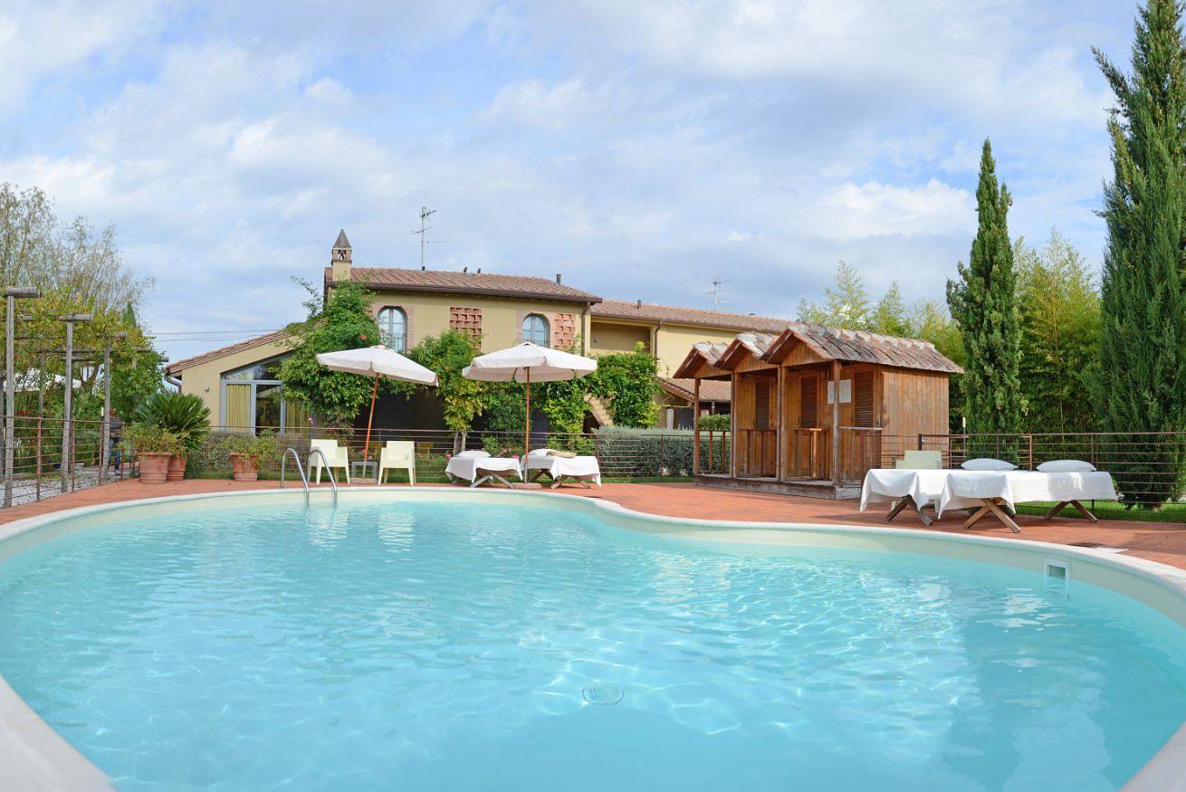 Entire apartment, Residence La Mandolata Verde Apt with Parking! in Lido di Camaiore, Italian Riviera