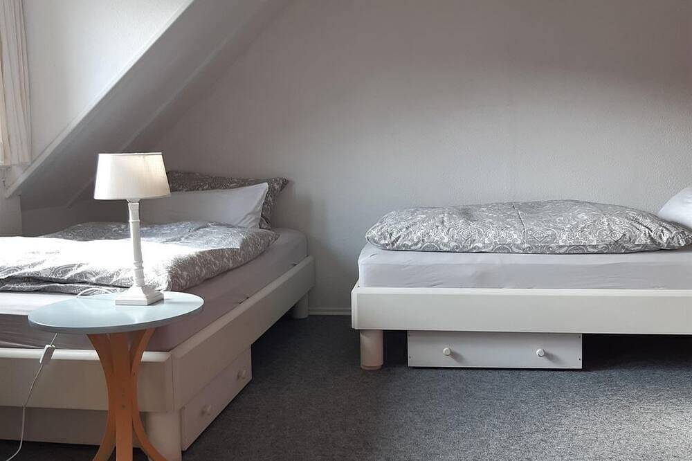 Ganze Wohnung, Ferienwohnung mit Balkon in der 1. Etage - Ferienwohnung Am Ölsbach in Mudersbach, Altenkirchen & Umgebung