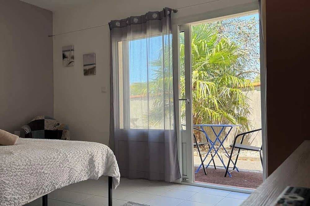 Entire apartment, Apparthotel le Nid Marin in Aytré, La Rochelle region