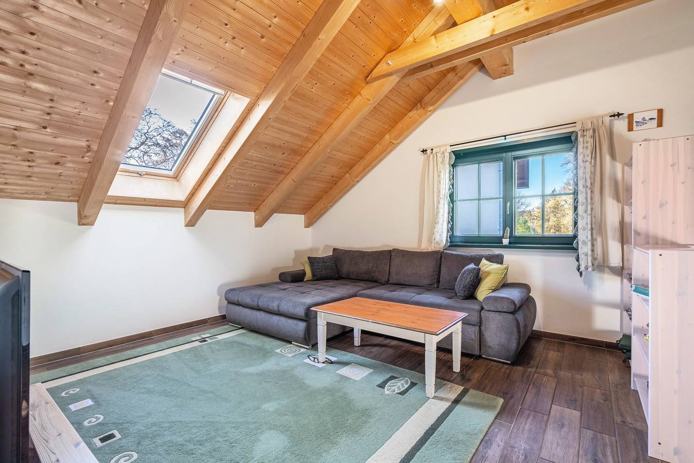 Entire apartment, Apartment 'Blockhaus' with Mountain View, Shared Garden and Wi-Fi in Augustusburg, Chemnitz (region)