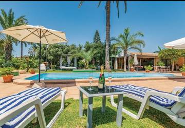 Villa for 20 People in Elche, Valencia Region, Photo 2