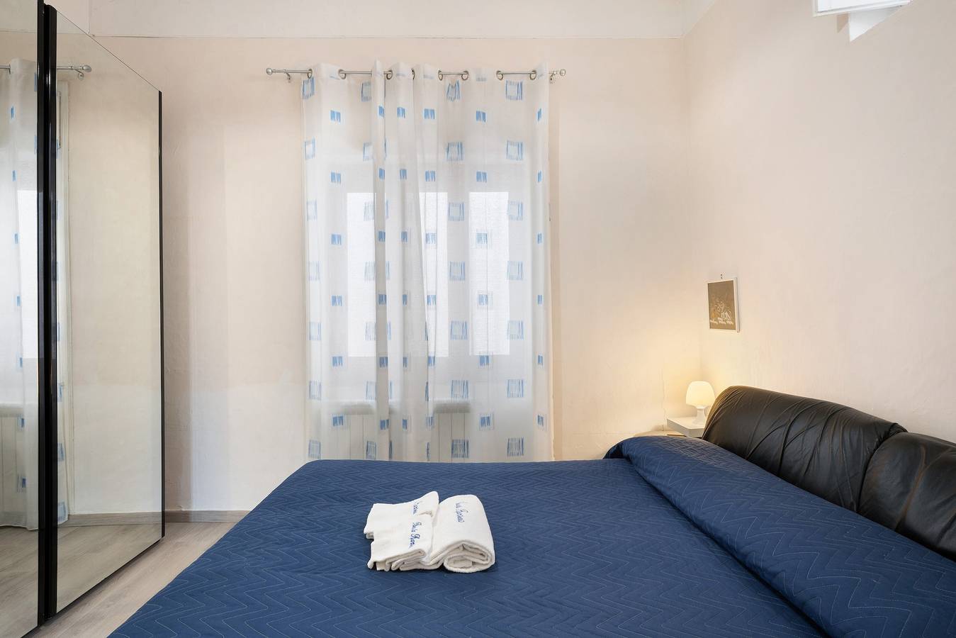Ganze Wohnung, Ferienwohnung 'Penisola 1' mit gemeinsamer Terrasse, Wlan und Klimaanlage in Vico Equense, Neapel Provinz
