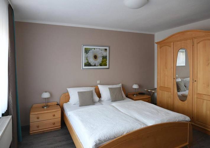 Hotel für 2 Personen, mit Balkon und Terrasse sowie Garten und Ausblick in Landau - 2