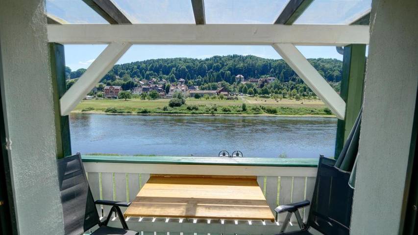 Ferienwohnung für 2 Personen, mit Balkon und Garten sowie Sauna und Ausblick in Rathen - 2