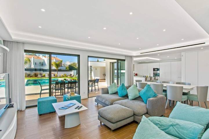 Villa in Albufeira e Olhos de Água, Distrito de Faro