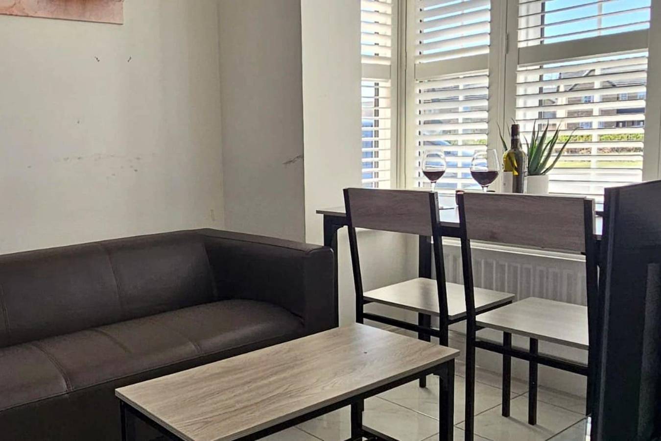 House - Sleeps 11 - Parking - Station Close in Preston, Lancashire