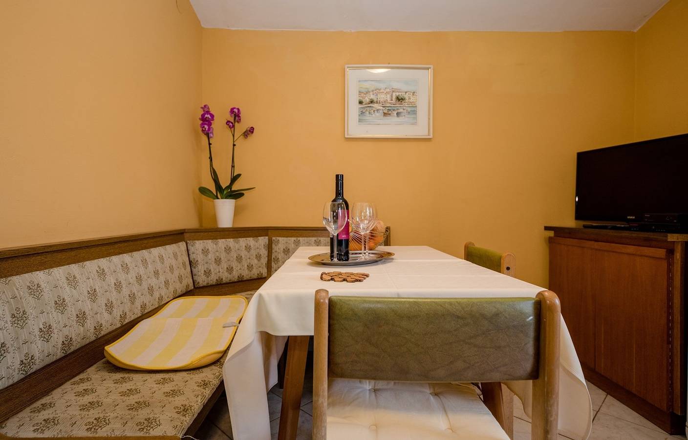 Ganze Wohnung, Two Bedrooms A2 in Barbat na Rabu, Rab