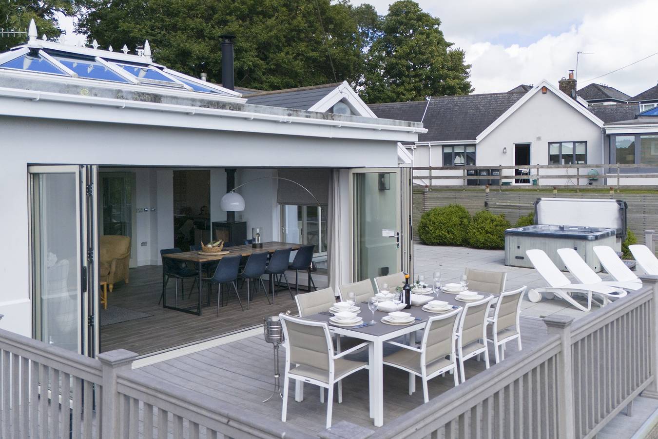 Amber Cottage - Hot Tub, Sea Views and Log Burner in Saundersfoot, Pembrokeshire