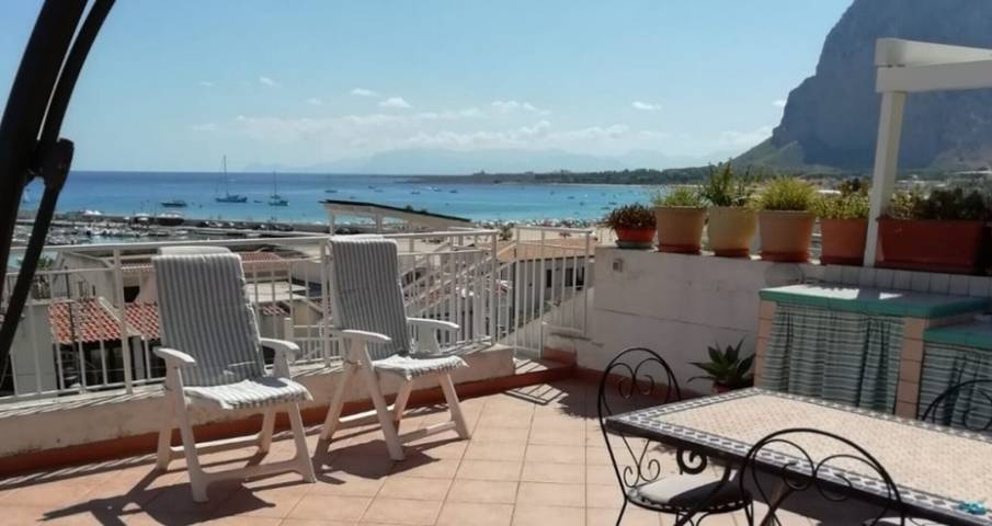 Casa vacanza per 4 persone, con balcone a San Vito Lo Capo