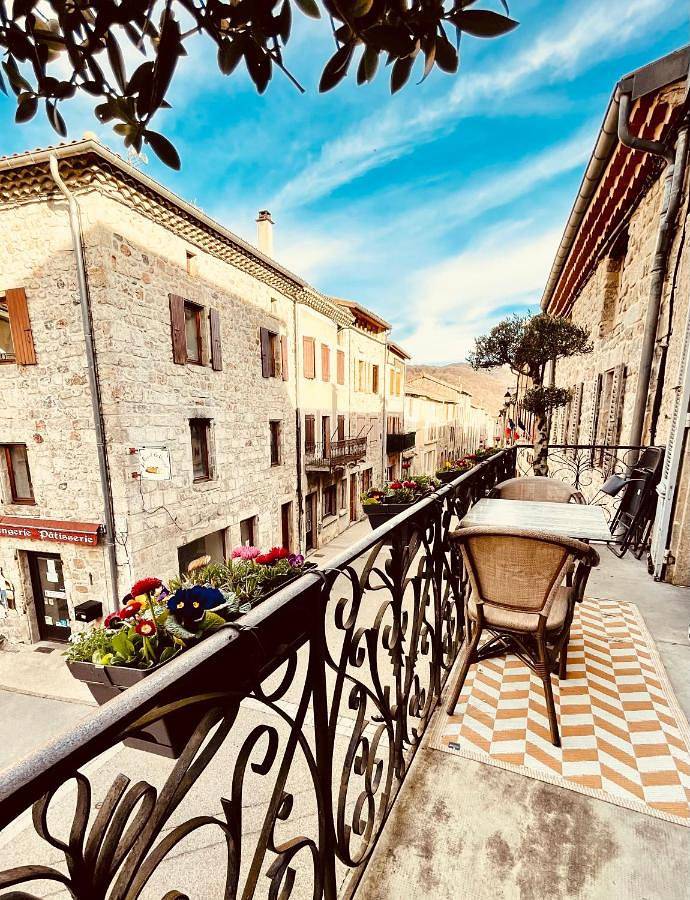 Gîte pour 4 personnes, avec balcon, animaux acceptés à Burzet