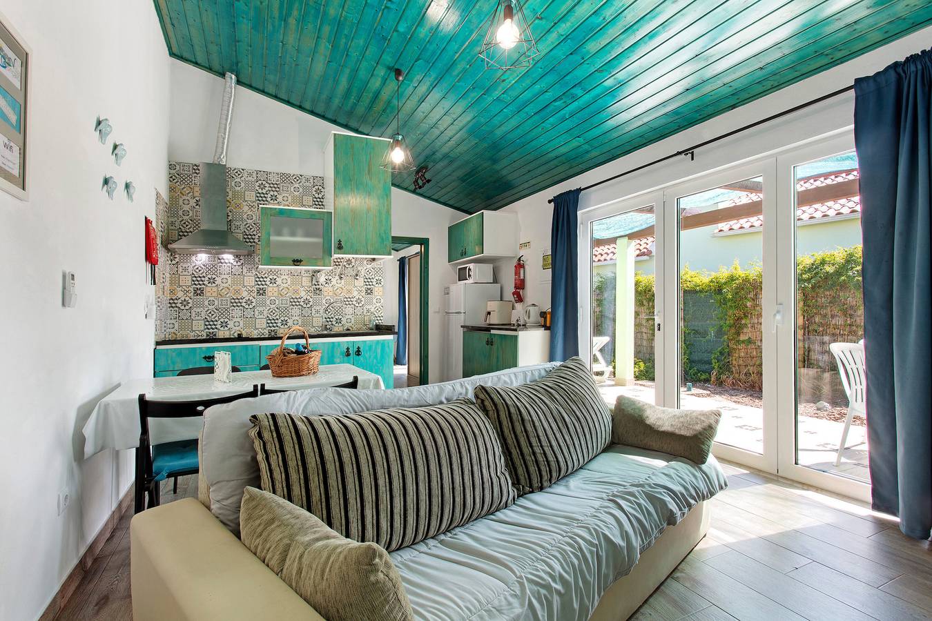 Cottage 'Country House - Lagoa De Óbidos' con Terrazza Privata, Wi-Fi e Aria Condizionata in Nadadouro, Leiria District