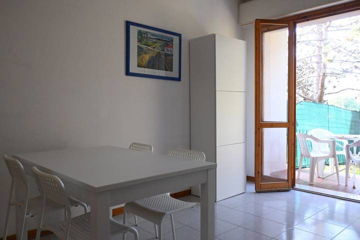 Appartement entier, S075 - Sirolo, two-room apartment with garden in the center  in Sirolo, Riviera del Conero