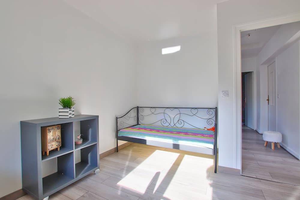 Maison individuelle de 120m² avec jardin in Saint-Jean-de-Maurienne, Région de Saint-Jean-de-Maurienne