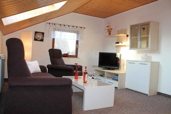 Ferienwohnung für 2 Personen, mit Terrasse und Garten