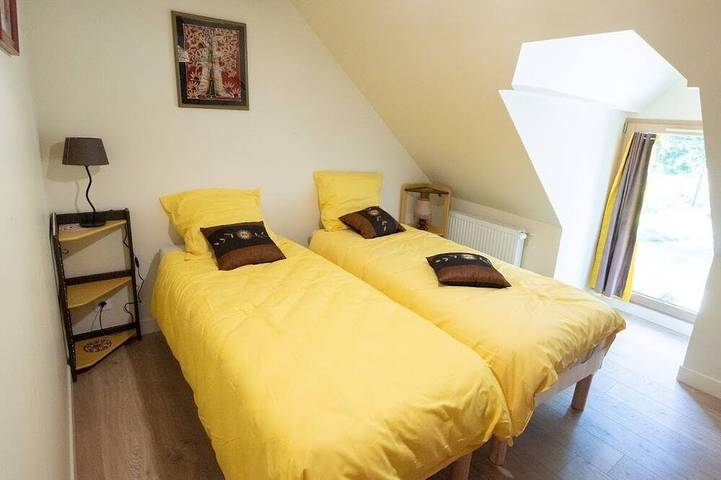 Location de vacances pour 8 personnes, avec terrasse et jardin à Le Quillio - 3