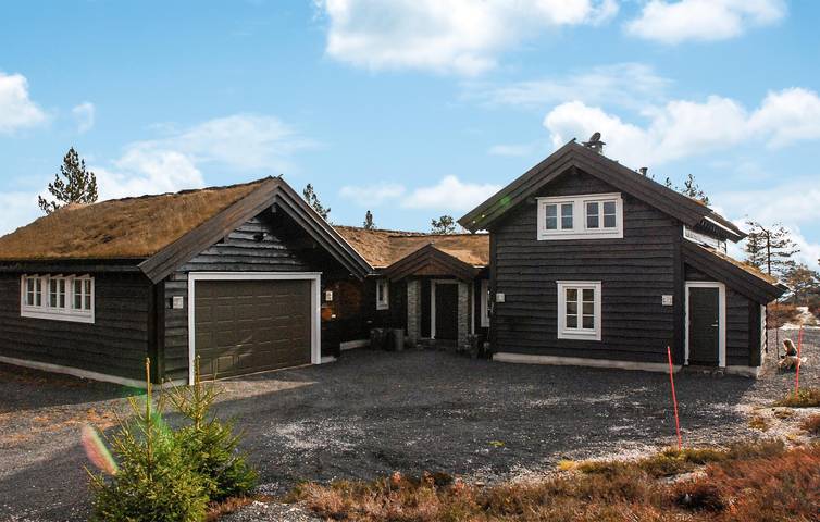 Vakantiehuis voor 16 personen, with tuin and terras as well as whirlpool and sauna in Noorwegen