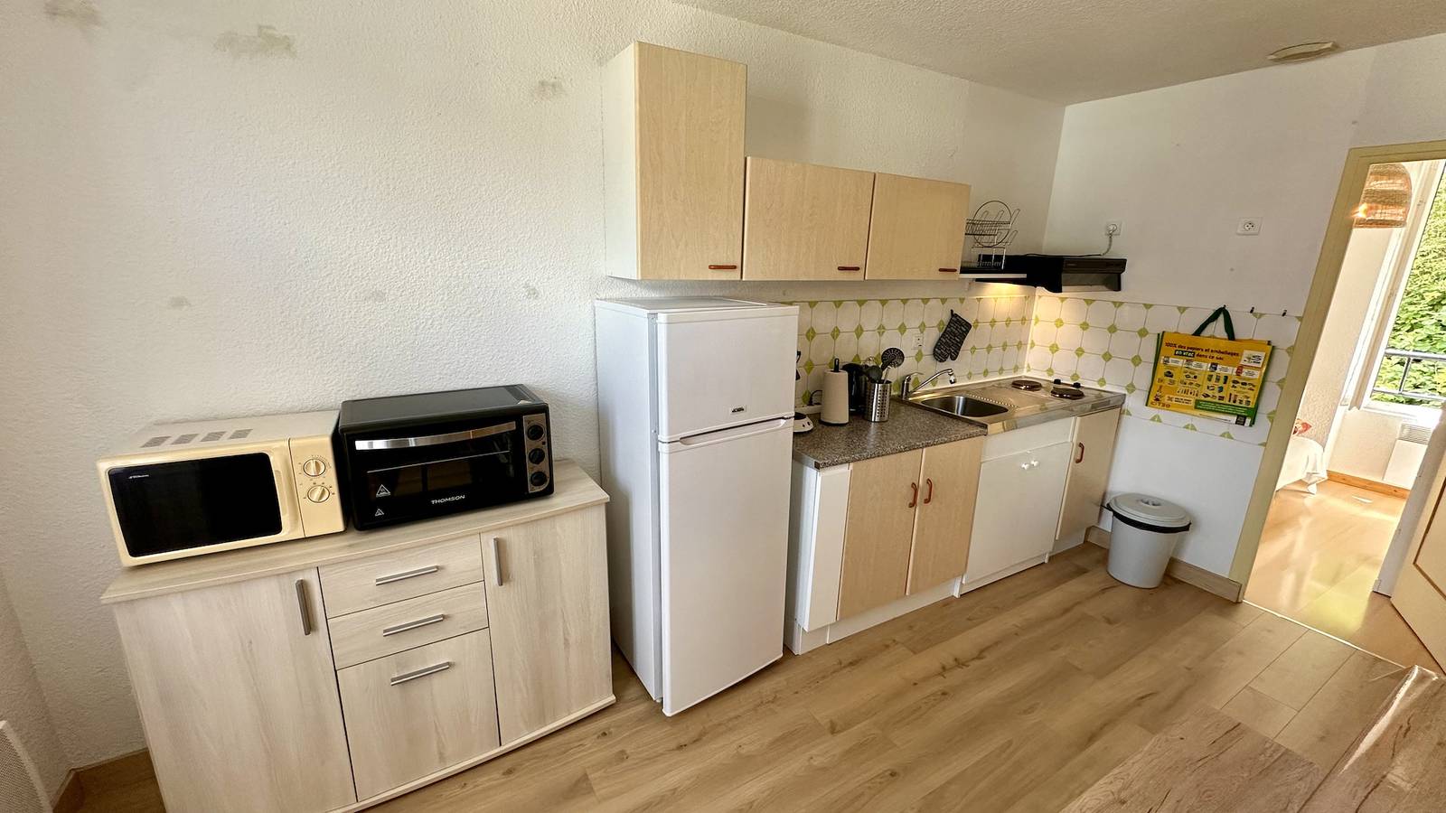 Entire apartment, L’Bonheur au Sancy - Le Mont Dore 4/6 pers in Mont-Dore, Volcans d'Auvergne Regional Nature Park