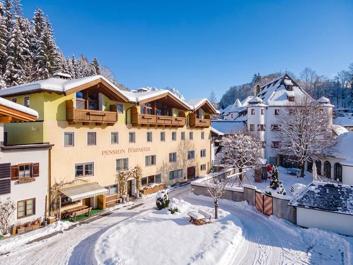 Ferienwohnung für 10 Personen, mit Terrasse und Garten