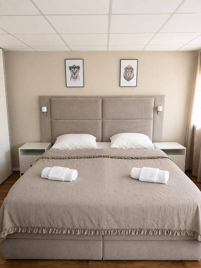 Ferienwohnung für 2 Personen, mit Balkon und Terrasse sowie Garten und Sauna in Overath